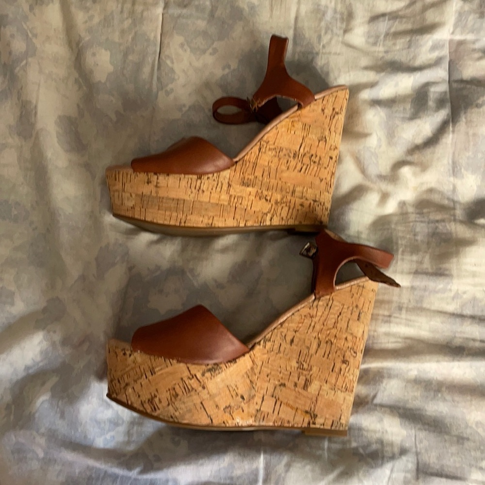 Steve Madden wedges size 7